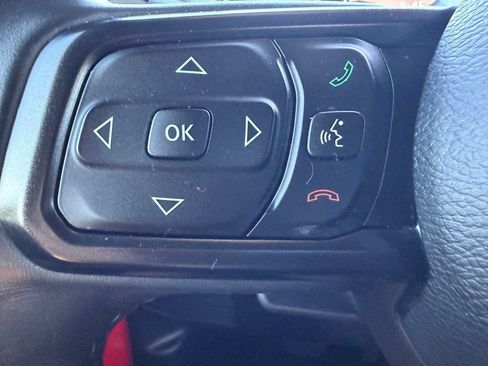 Used 2018 Jeep Wrangler Unlimited Sport S AWD/4WD image 15