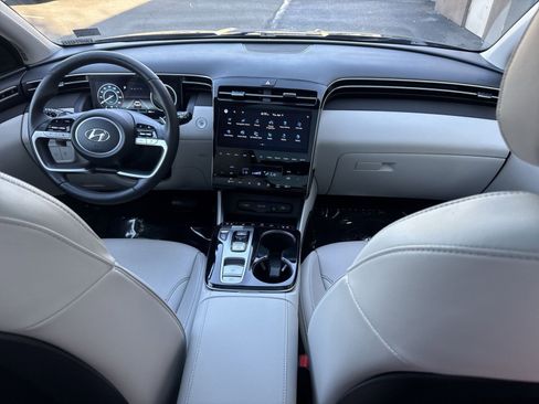 Certified 2024 Hyundai Tucson Limited image 23