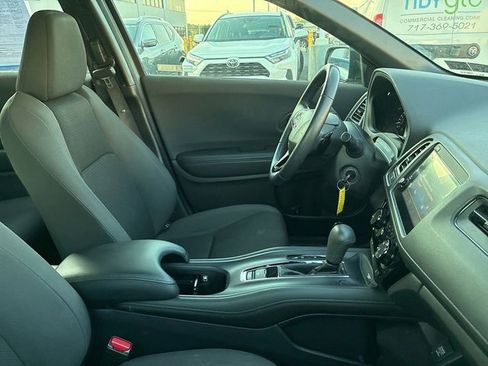 Used 2019 Honda HR-V Sport image 22