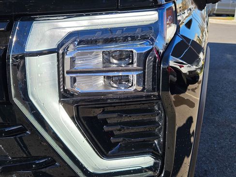 Used 2024 Chevrolet Silverado 3500 LTZ w/ LTZ Plus Package image 10