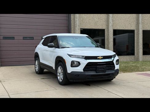 Used 2022 Chevrolet TrailBlazer LS FWD image 1