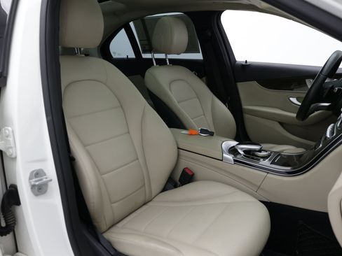 Used 2015 Mercedes-Benz C 300 4MATIC Sedan image 36