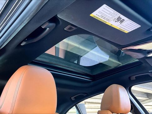 Certified 2025 BMW 330i Sedan image 14