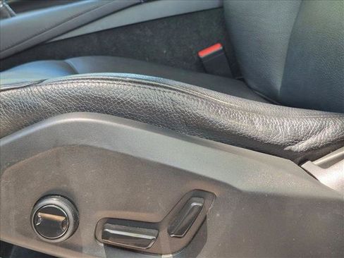 Used 2020 Volvo XC90 T5 Momentum w/ Protection Package Premier FWD image 4