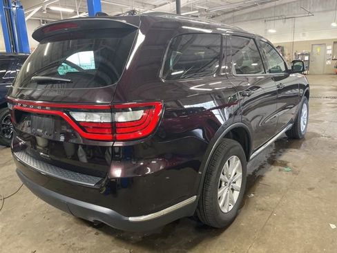 Used 2024 Dodge Durango SXT image 2
