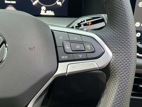 New 2026 Volkswagen Tiguan SE R-Line image 16