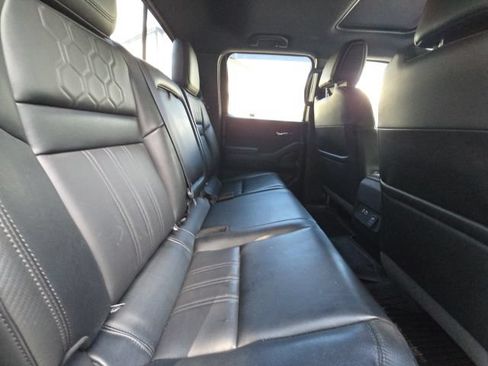 Used 2022 Nissan Frontier PRO-4X w/ Pro-4X Premium Package AWD/4WD image 15