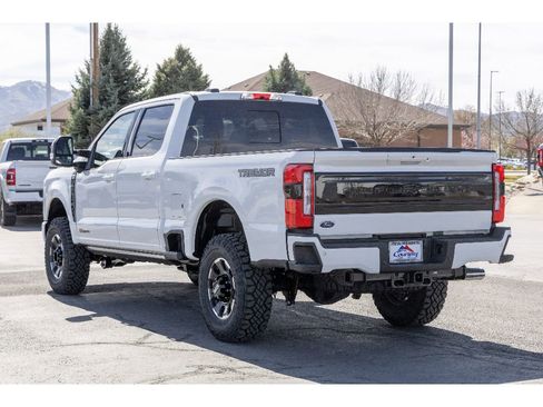 New 2026 Ford F350 Platinum w/ Tremor Off-Road Package AWD/4WD image 5