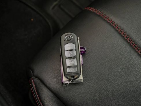 Used 2019 MAZDA MX-5 Miata RF Grand Touring image 64