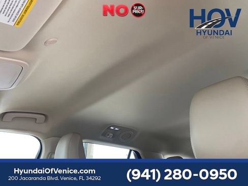 Used 2023 Ford Explorer XLT w/ Equipment Group 202A RWD image 13
