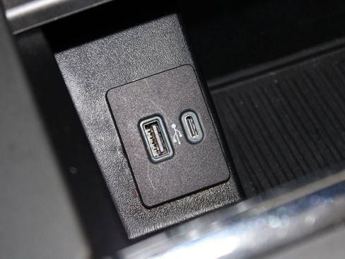 Used 2021 Ford Expedition XLT image 49