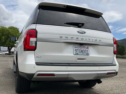 Used 2024 Ford Expedition XLT RWD image 66