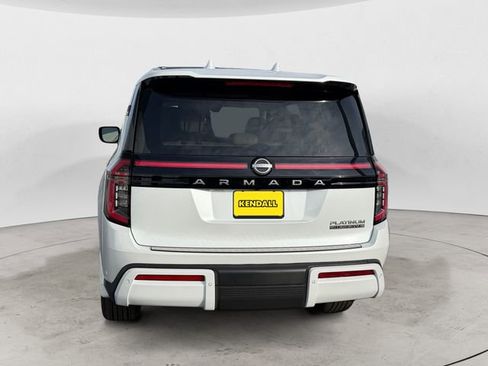 Certified 2025 Nissan Armada Platinum Reserve image 3