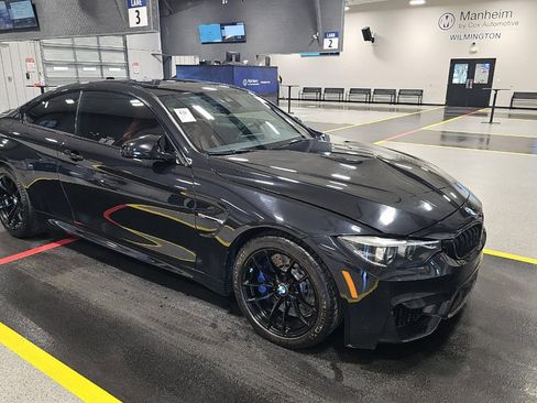 Used 2020 BMW M4 Coupe w/ M Driver's Package image 9
