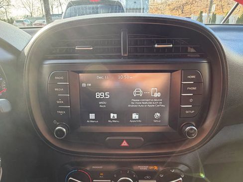 Used 2021 Kia Soul S image 25