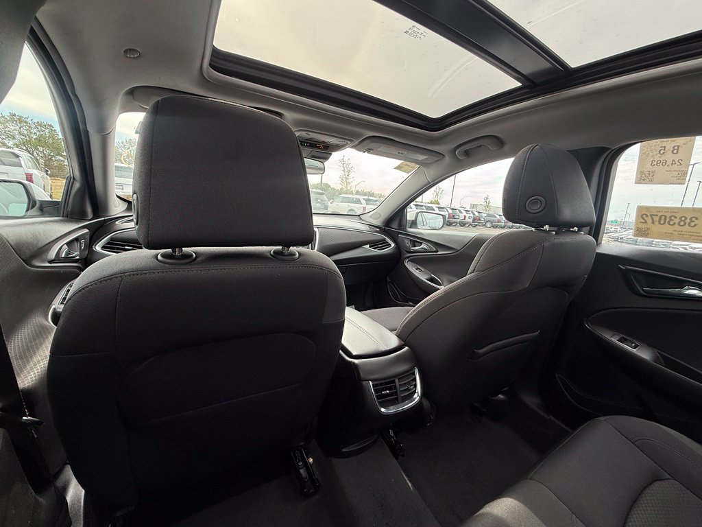 Used 2024 Chevrolet Malibu LT FWD image 26