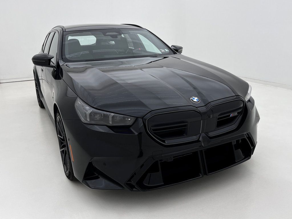 New 2027 BMW M5 Touring AWD/4WD image 3