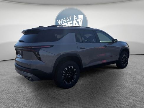 New 2026 Chevrolet Traverse Z71 w/ Enhanced Driving Package AWD/4WD image 3