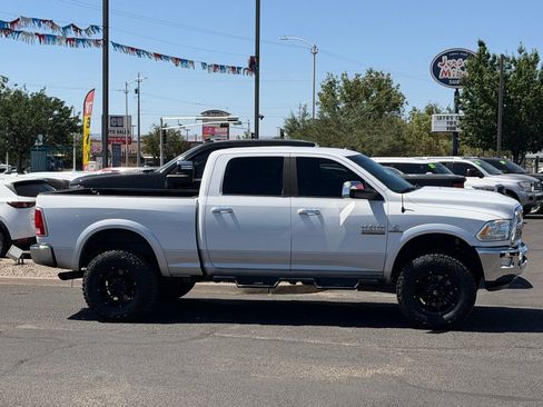 Used 2016 RAM 2500 Laramie AWD/4WD image 3