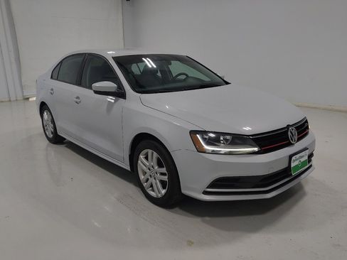 Used 2018 Volkswagen Jetta S w/ Cold Weather Package FWD image 13