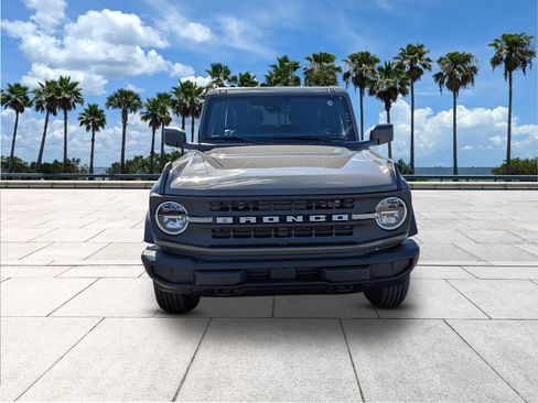 New 2025 Ford Bronco image 3