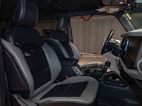 Used 2023 Ford Bronco Big Bend image 20