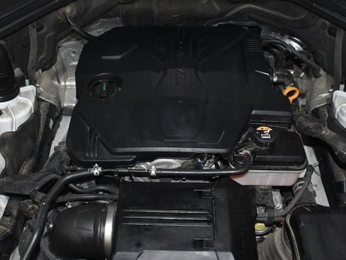 Used 2024 Genesis GV80 2.5T image 7