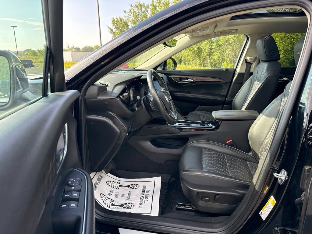 Used 2023 Buick Envision Avenir AWD/4WD image 24