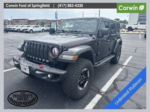 Used 2018 Jeep Wrangler Unlimited Rubicon w/ Dual Top Group AWD/4WD image 1