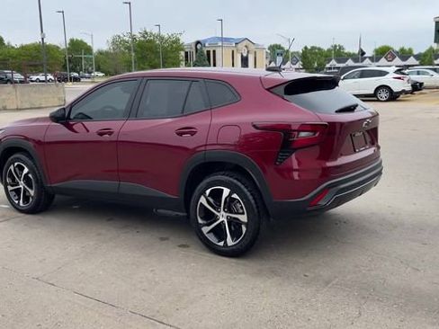 Used 2024 Chevrolet Trax RS w/ Driver Confidence Package FWD image 6