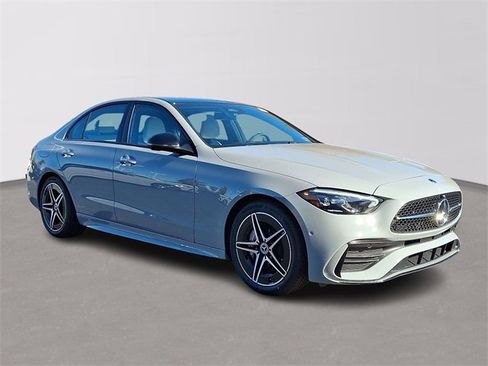 Used 2026 Mercedes-Benz C 300 4MATIC Sedan image 3