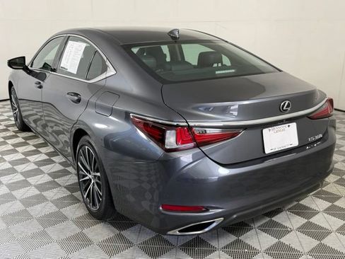Used 2022 Lexus ES 350 w/ Premium Package FWD image 4