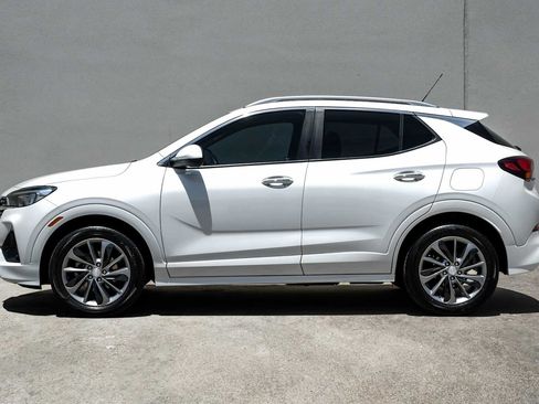 Used 2022 Buick Encore GX Select w/ Sport Touring Package FWD image 11