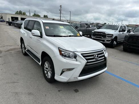 Used 2018 Lexus GX 460 Premium w/ Premium Package AWD/4WD image 27
