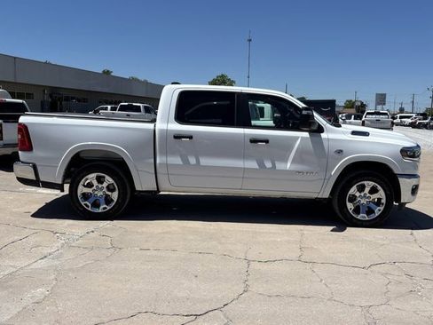 Used 2026 RAM 1500 Big Horn AWD/4WD image 2