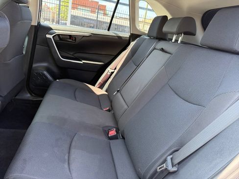 Certified 2025 Toyota RAV4 LE AWD/4WD image 25