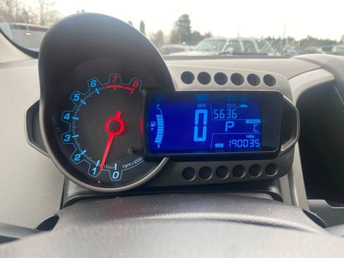 Used 2013 Chevrolet Sonic LT image 15