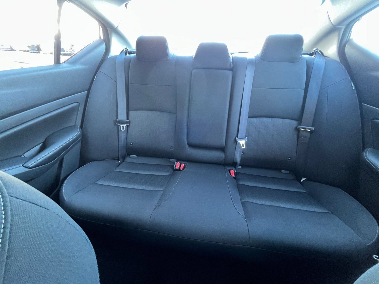 Used 2025 Nissan Altima 2.5 SV FWD image 38