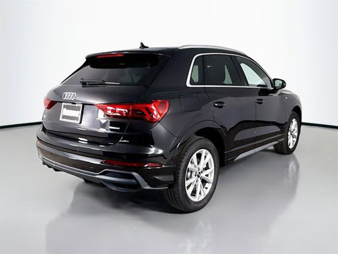 New 2025 Audi Q3 2.0T Premium image 7