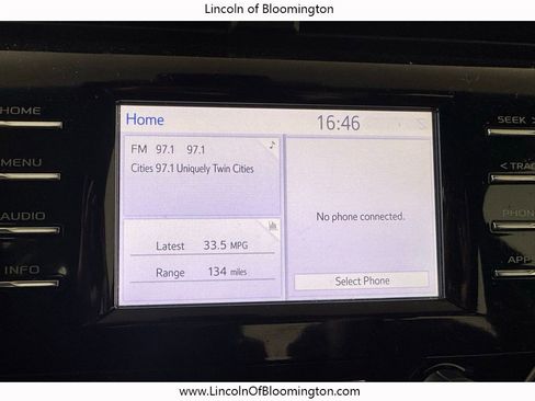 Used 2018 Toyota Camry SE image 45