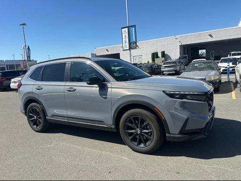 Used 2025 Honda CR-V Sport image 2