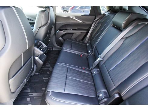 New 2026 Cadillac Lyriq Luxury image 7