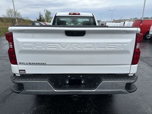 Used 2025 Chevrolet Silverado 1500 W/T image 22