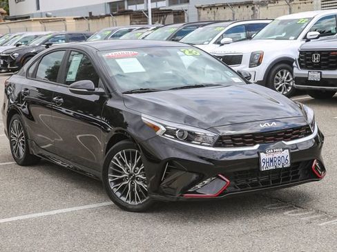 Certified 2023 Kia Forte GT-Line FWD image 2