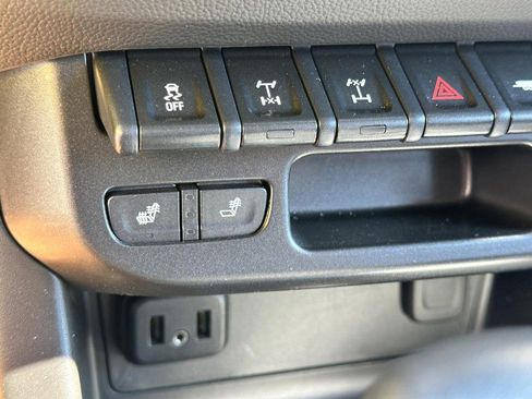 Used 2022 Chevrolet Colorado ZR2 image 24