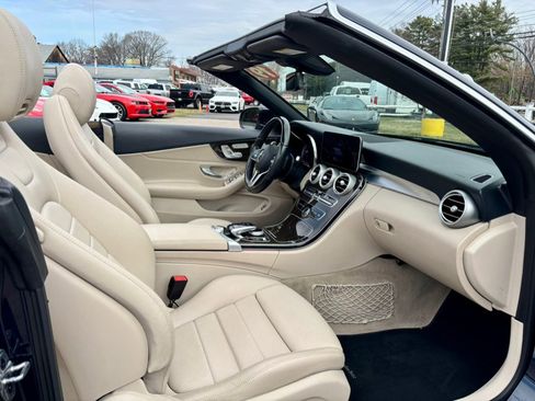Used 2019 Mercedes-Benz C 300 4MATIC Cabriolet w/ Multimedia Package image 19