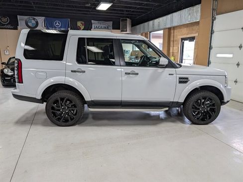 Used 2016 Land Rover LR4 HSE image 11
