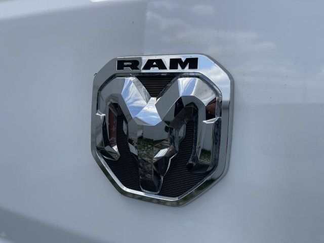 Used 2025 RAM ProMaster 2500 w/ Safety Group FWD image 8
