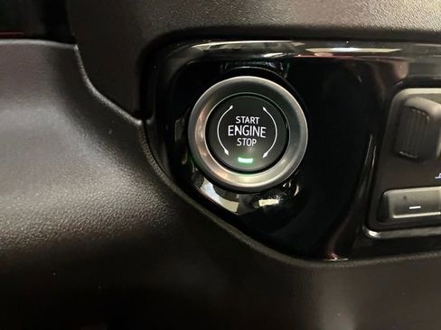 Used 2025 Chevrolet Silverado 1500 LTZ w/ LTZ Premium Package image 24