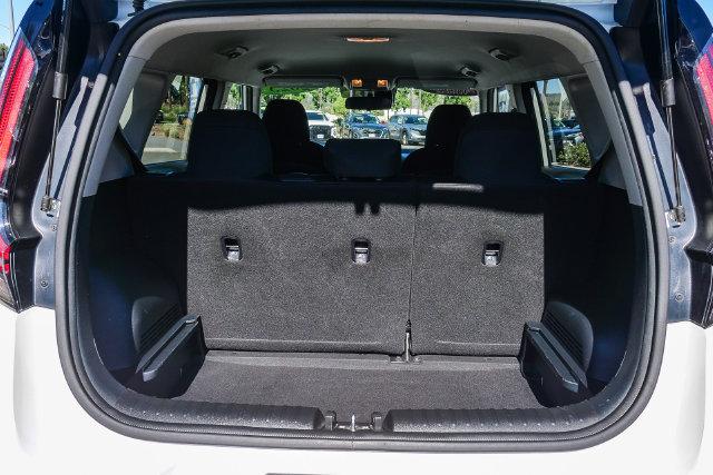 Used 2025 Kia Soul LX w/ LX Technology Package FWD image 27